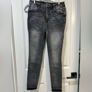 Judy Blue Charcoal Skinny Jeans